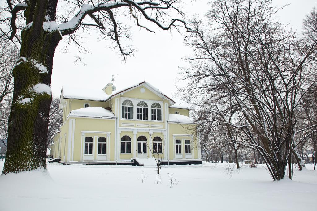 Hotel Dwór na Wolicy Dębica Zewnętrze zdjęcie